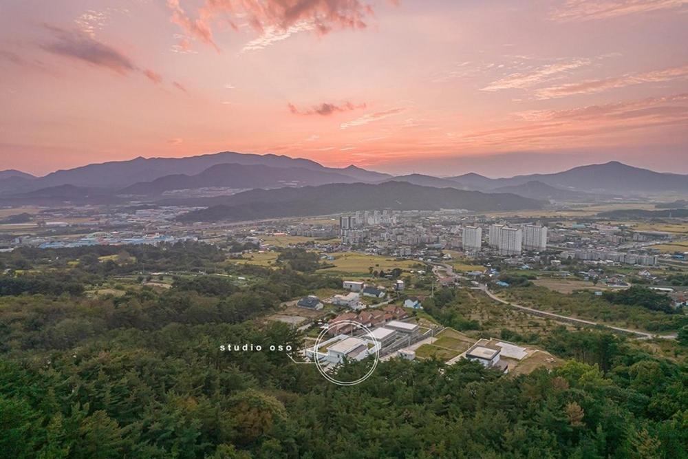 Hotel Studio Oso Gyeongju Pokój zdjęcie